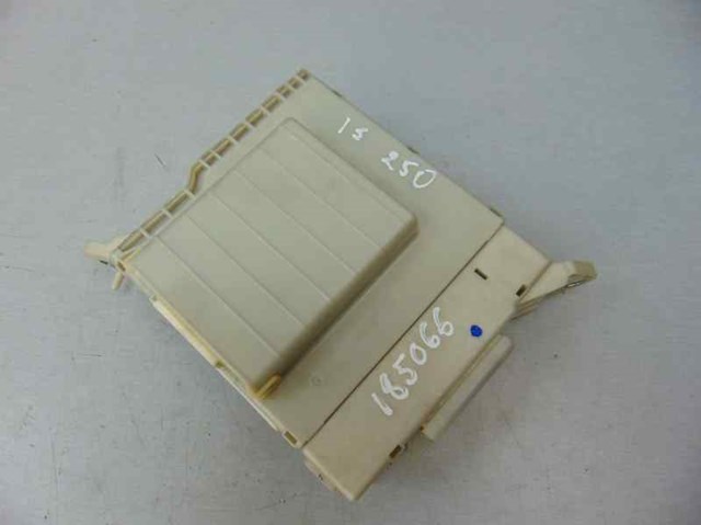 8273053022 Toyota