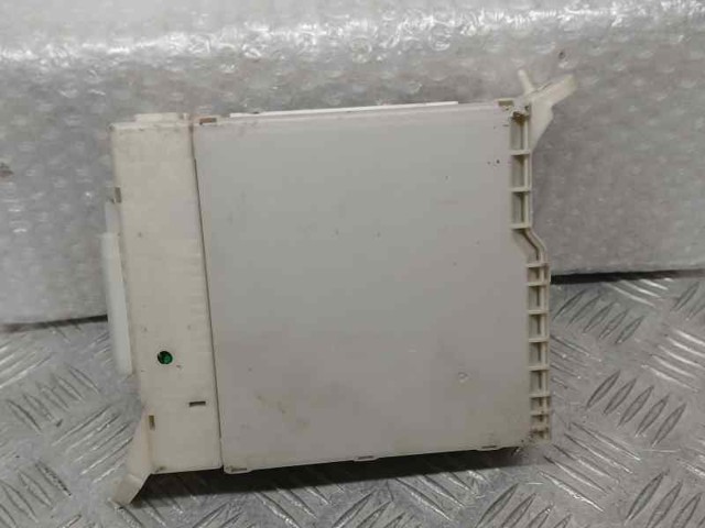 8273053050 TOYOTA Módulo de confort  comprar en Oviedo