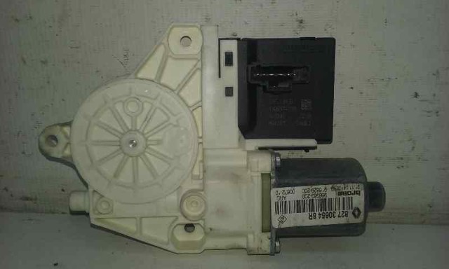827306548R Motor del elevalunas de la puerta trasera derecha  disponible Burgos