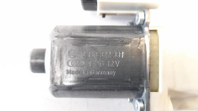 827306548R RENAULT Motor del elevalunas de la puerta trasera derecha comprar Bilbao