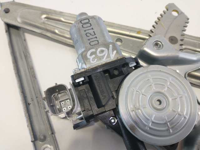 NISSAN 82730CV01B Motor del elevalunas de la puerta trasera izquierda  en stock Salamanca