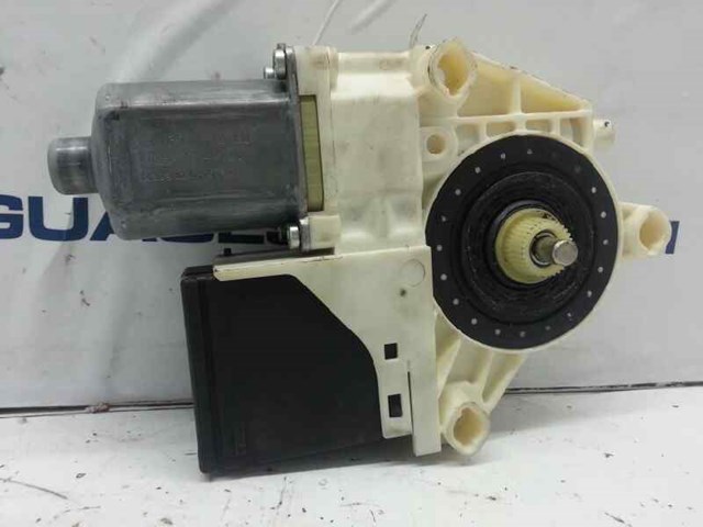 827310002R Renault (RVI)