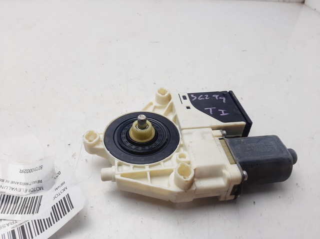 827310002R Renault (RVI)