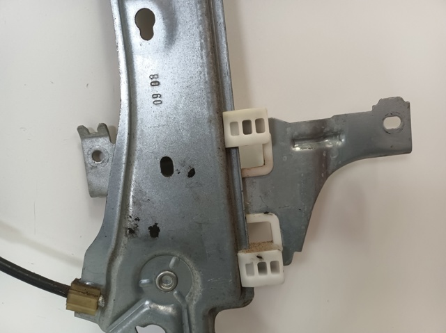827310002R RENAULT Motor del elevalunas de la puerta trasera izquierda  disponible Vigo