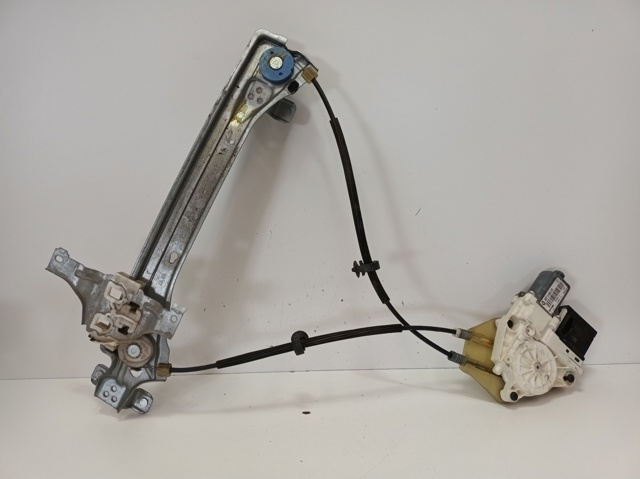 827310002R Motor del elevalunas de la puerta trasera izquierda  comprar en Reus