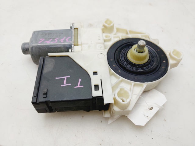 827310002R Renault (RVI)