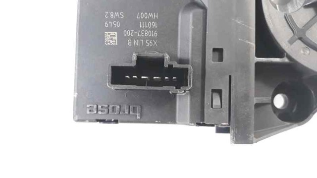 RENAULT 827310166R Motor del elevalunas de la puerta trasera izquierda comprar Tarragona