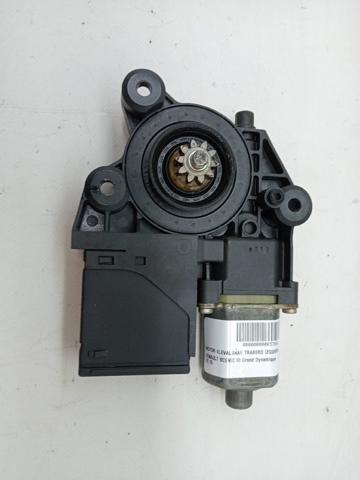 827310166R RENAULT Motor del elevalunas de la puerta trasera izquierda  en stock Córdoba