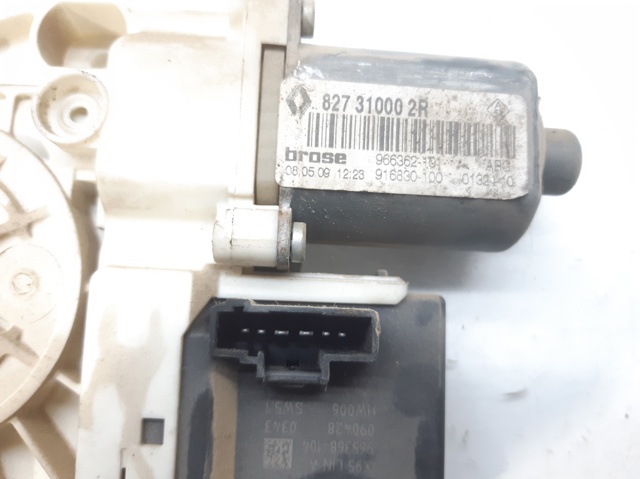 827310185R Motor del elevalunas de la puerta trasera izquierda  en stock Castellón