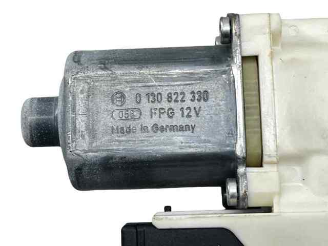RENAULT 827310185R Motor del elevalunas de la puerta trasera izquierda  en stock Valencia