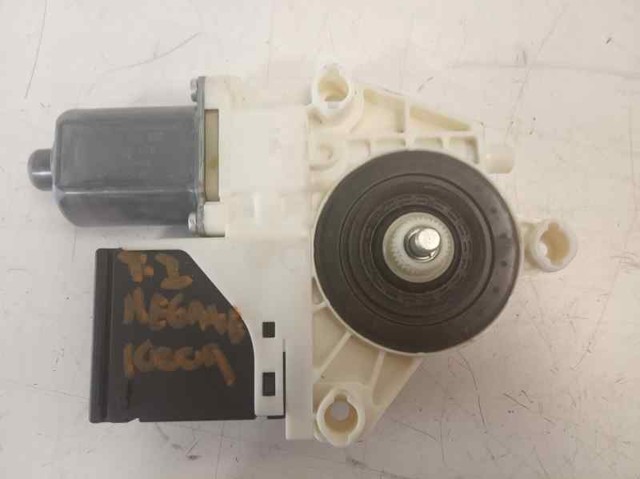 RENAULT 827310185R Motor del elevalunas de la puerta trasera izquierda  comprar en Ponferrada