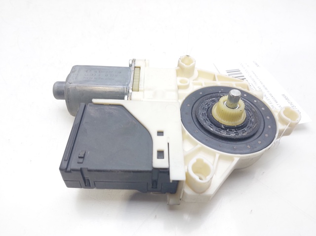 827310185R Motor del elevalunas de la puerta trasera izquierda  en stock Sabadell