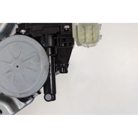 827311BA0A Motor del elevalunas de la puerta trasera izquierda  comprar en Zaragoza