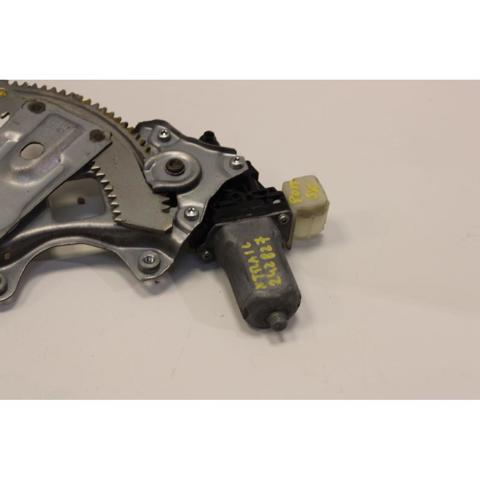 827311BA0A NISSAN Motor del elevalunas de la puerta trasera izquierda  disponible Ourense