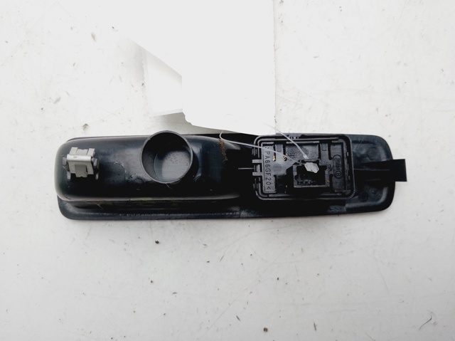 RENAULT 829500004R Botón de encendido del motor del elevalunas trasero derecho comprar Tarragona