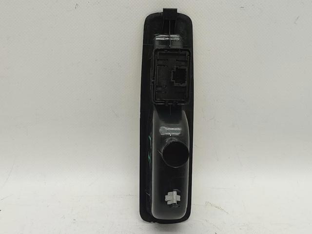 829500004R RENAULT Botón de encendido del motor del elevalunas trasero derecho  comprar en Jaén