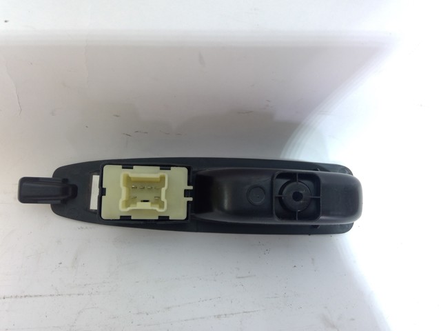 829614619R RENAULT  en stock Gandía