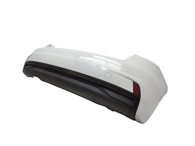 Defensa trasero 82A807067 VAG
