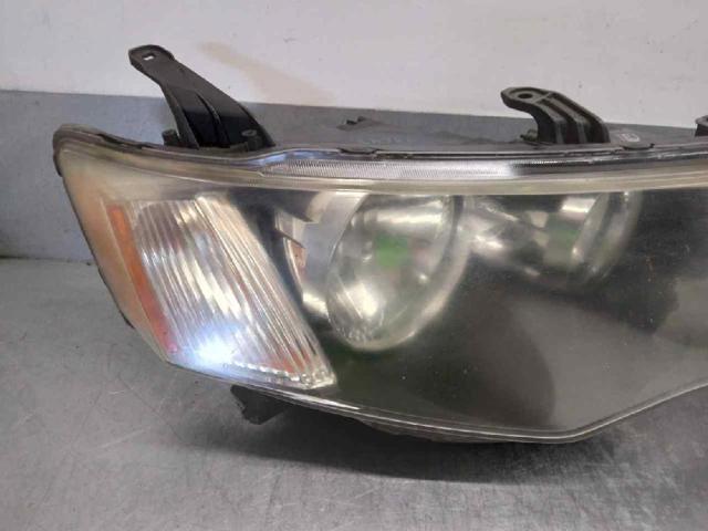 MITSUBISHI 8301A160 Faro derecho  disponible Valladolid