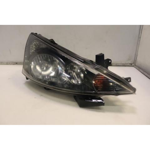 Luz derecha Mitsubishi Grandis  (2004-2010)