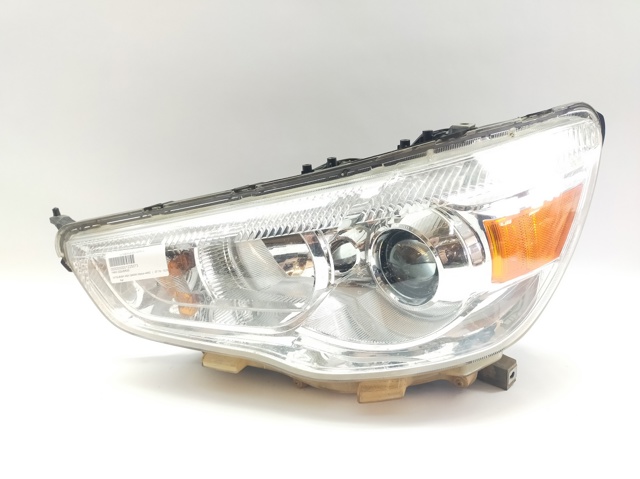 Faros 8301B587 MITSUBISHI