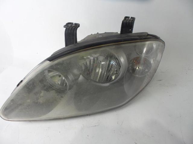 Luz derecha SsangYong Rodius  (2004-2026)