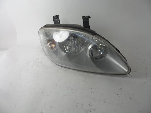 Faro delantero derecho SsangYong Rodius  ()