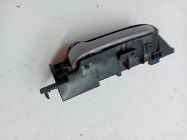 8311065J10BWJ SUZUKI Manija interior derecha delantera/trasera de puerta comprar Bilbao