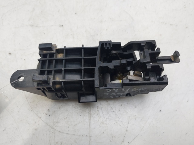 SUZUKI 8313065J10BWJ Manija interior izquierda delantera/trasera de puerta  en stock Valencia