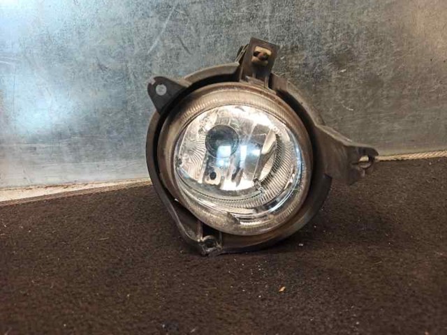 Luz antiniebla izquierda 8320121000 Ssang Yong