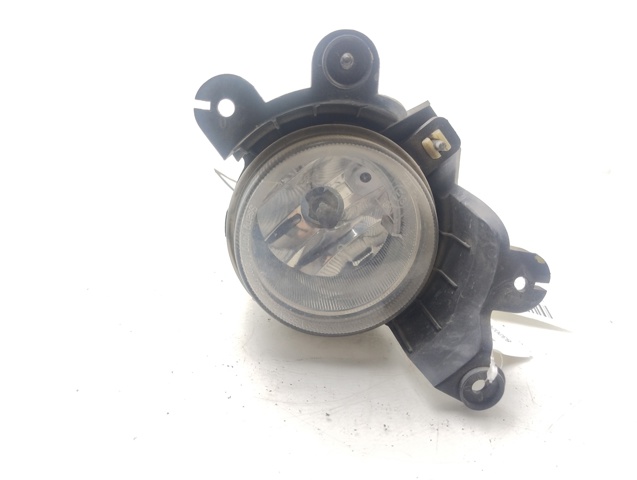 8320208B01 Ssang Yong