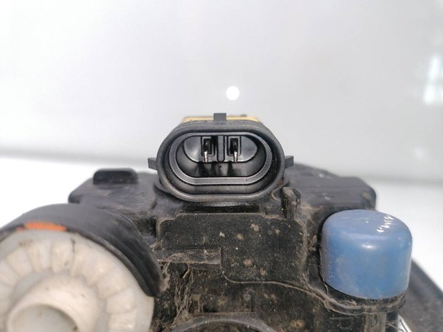 8321A365 Faro antiniebla izquierdo y derecho  en stock Sabadell