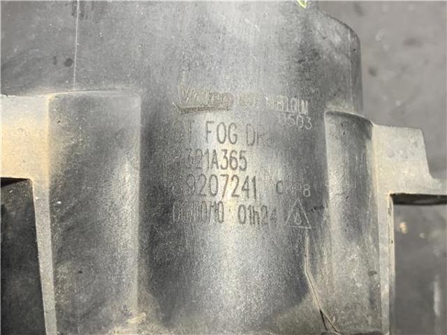 MITSUBISHI 8321A365 Faro antiniebla izquierdo/derecho  comprar en Ponferrada