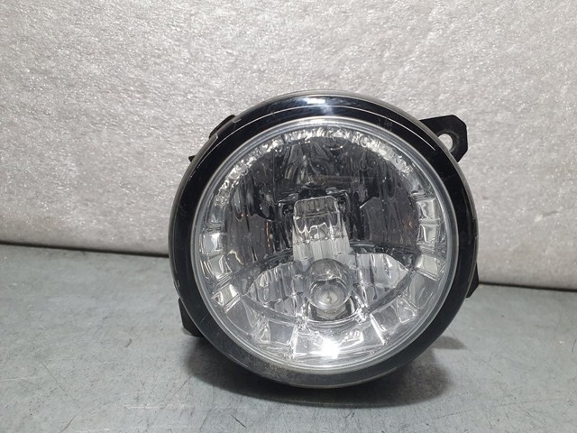 8321A365 MITSUBISHI Faro antiniebla izquierdo/derecho  comprar en Lleida