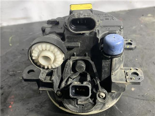 MITSUBISHI 8321A365 Faro antiniebla izquierdo y derecho  en stock Terrassa