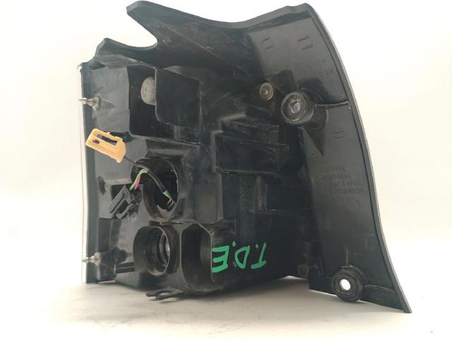 8330A379 MITSUBISHI Piloto trasero exterior izquierdo  en stock Huelva