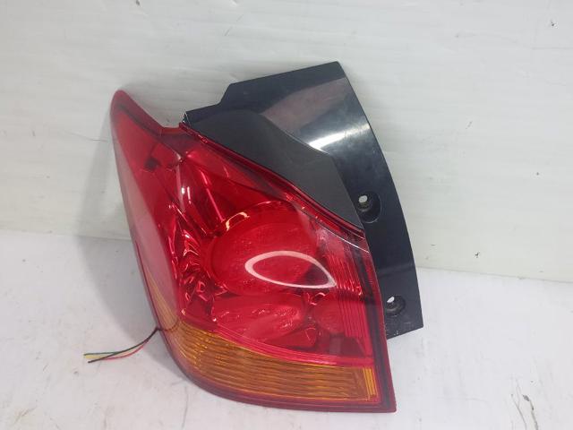 8330A689 Mitsubishi