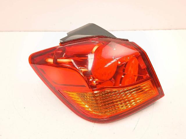 MITSUBISHI 8330A689 Piloto trasero exterior izquierdo  en stock Terrassa
