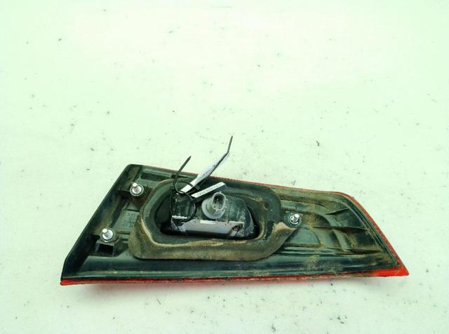 8336A087 MITSUBISHI Piloto trasero interior izquierdo  disponible Ourense