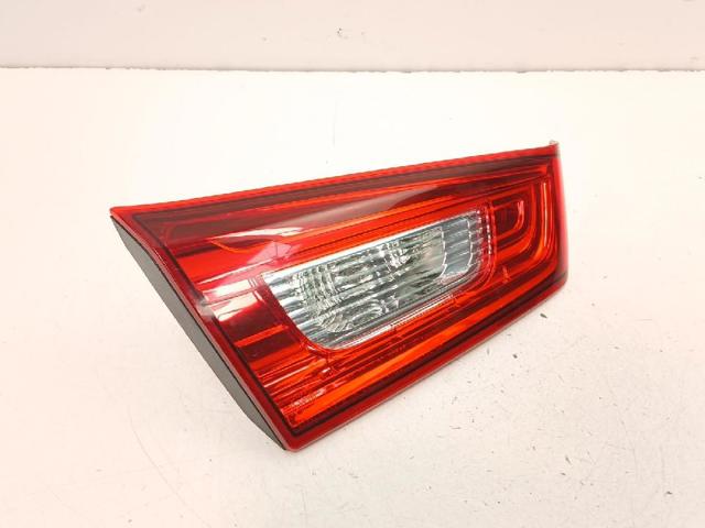 8336A087 Piloto trasero interior izquierdo  disponible Utrera