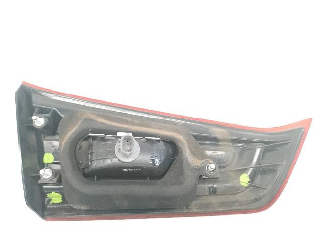 MITSUBISHI 8336A088 Piloto trasero interior derecho  disponible España