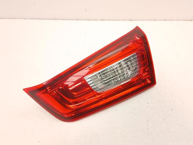 MITSUBISHI 8336A088 Piloto trasero interior derecho comprar Barcelona