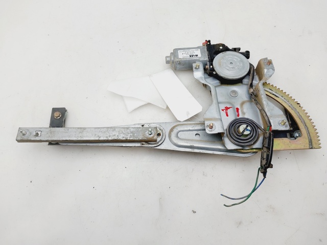834503E000 HYUNDAI Motor del elevalunas de la puerta trasera izquierda  en stock Gandía