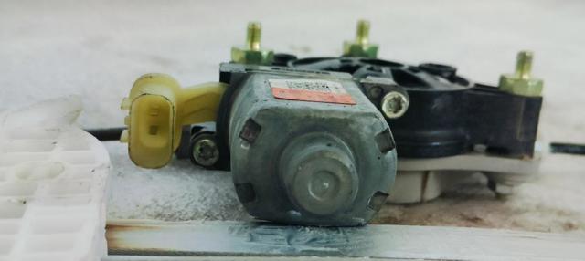 83460H8000 HYUNDAI Motor del elevalunas de la puerta trasera derecha  comprar en Lleida