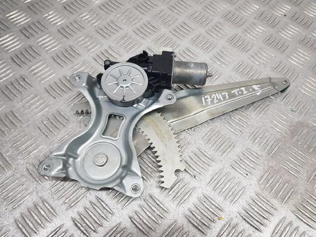 8356061M00 SUZUKI Motor del elevalunas de la puerta delantera derecha comprar Madrid