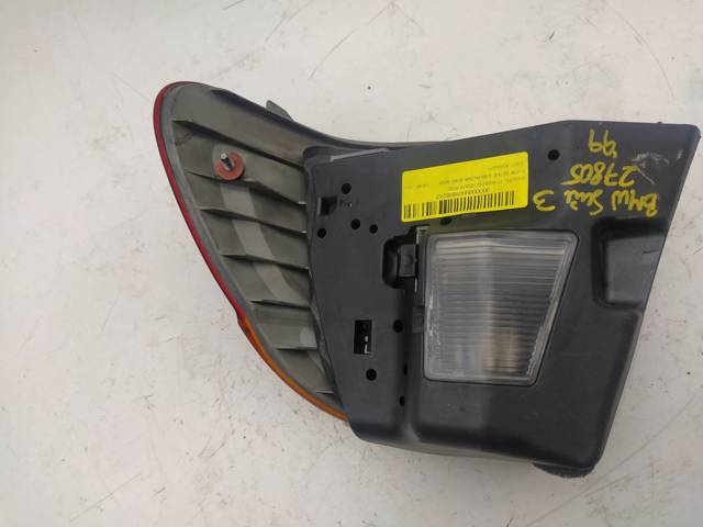 8364921 Piloto trasero exterior izquierdo  disponible Málaga