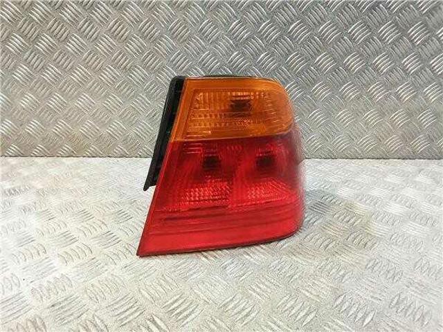 8364922 Piloto trasero exterior derecho  disponible Utrera