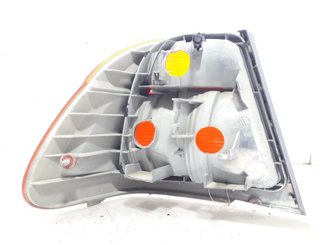 8364922 BMW Piloto trasero exterior derecho comprar Bilbao