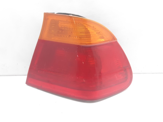 BMW 8364922 Piloto trasero exterior derecho  disponible Lugo