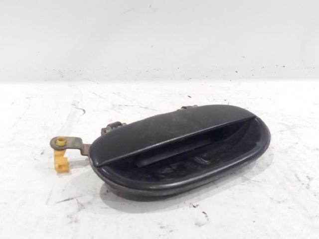 Tirador de puerta exterior trasero derecho 8366022000 Hyundai/Kia